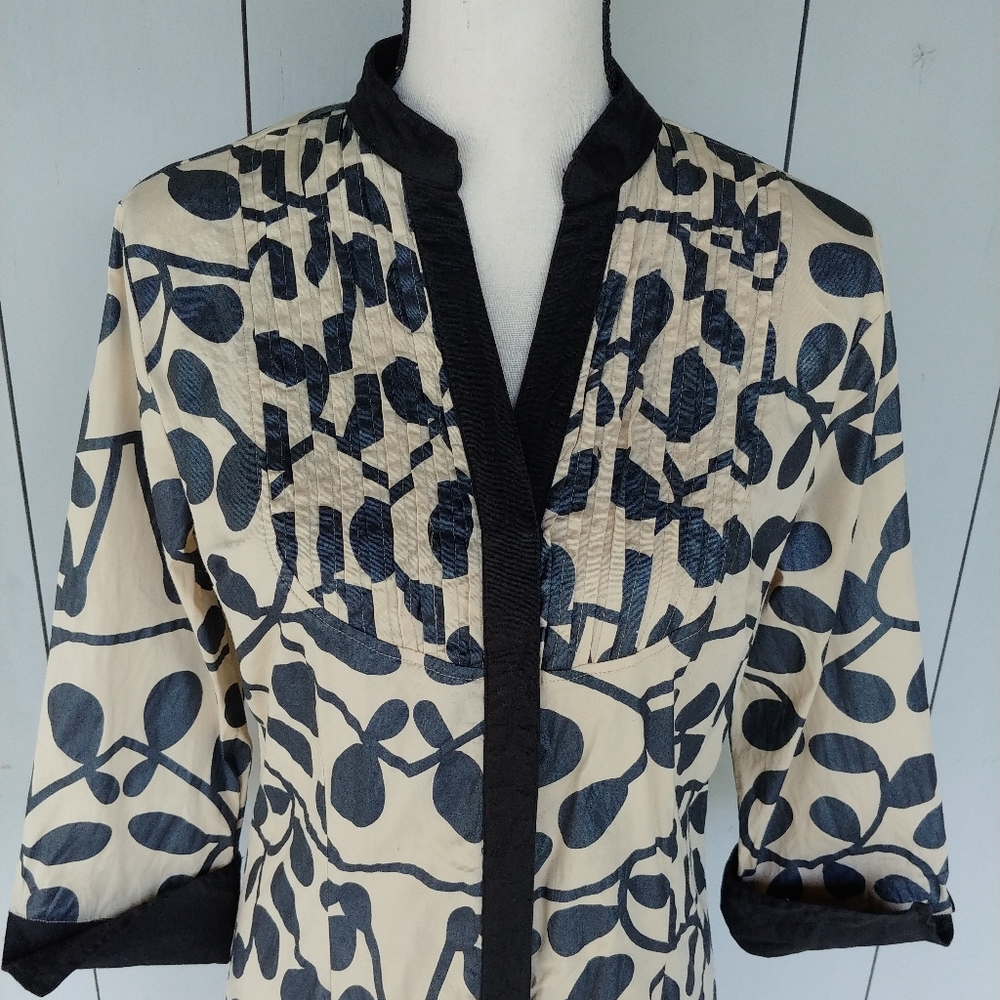 ALMATRICHI | Button-Down Tan & Black Vine Dress - Picture 3 of 13